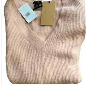 NWT Halogen V-Neck Sweater